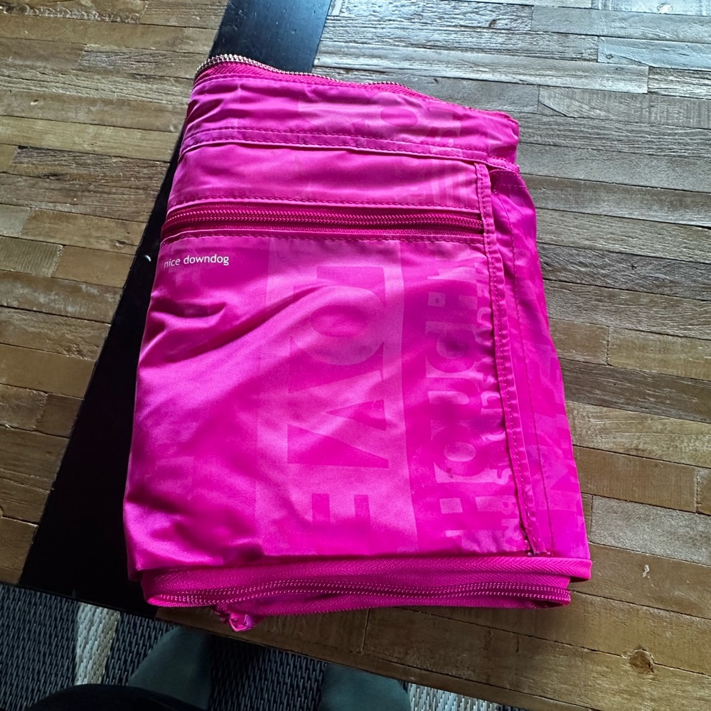 Lululemon yoga bag